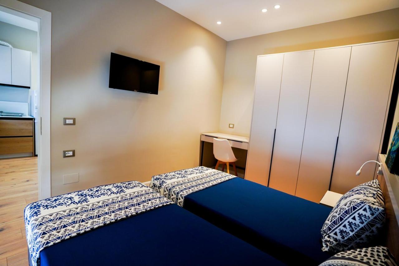 Klei'S Daily Apartment Tiranë Ngoại thất bức ảnh